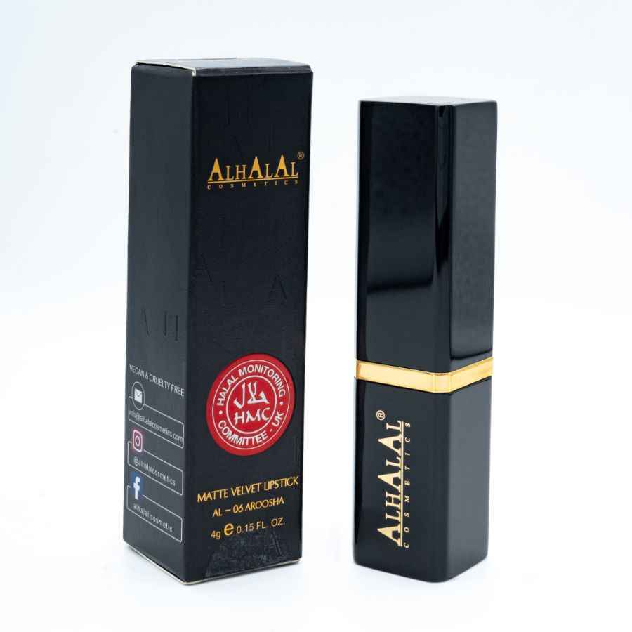 Alhalal cosmetics sammetsläppstift i lyxig svart förpackning med färgen WINE LIPSTICK
